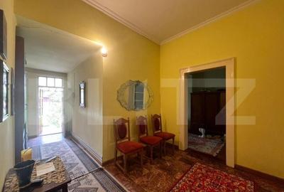 Casă cu 3 camere cu Teren 342 Mp în Central - 9