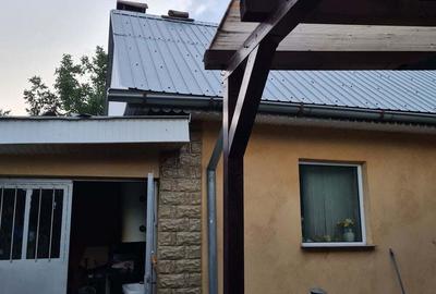 Casă cu 6 camere cu Teren 1100 Mp în Cozia - 2