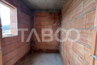 Casa individuala 5 camere curte 500 mp 127 mpu de vanzare Se - 16