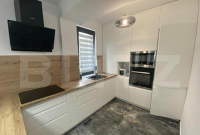 Apartament cu 3 camere, in suprafata de 110 mp, decomandat z - 7