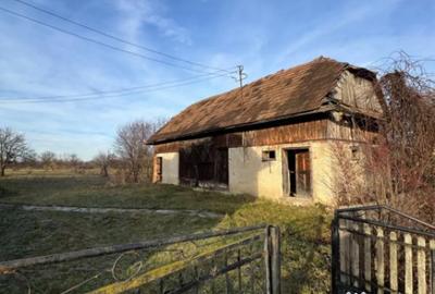 Casă cu 3 camere cu Teren 2500 Mp în Șindrești - 11