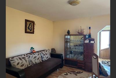 Casă de vânzare în Târgu Jiu. COMISION 0%! - 2