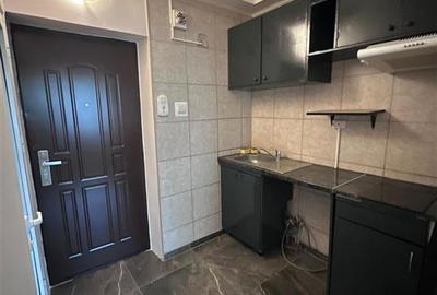 Garsonieră decomandată în Podu Roș - 4