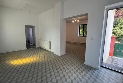 Casă cu 2 camere în Take Ionescu