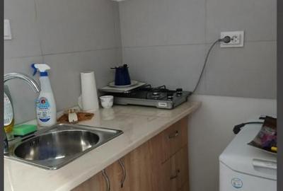 Garsoniera mobilata recent renovata - 1