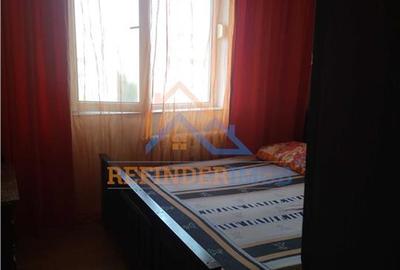 Apartament cu 3 camere semidecomandat, mobilat în Central - 7