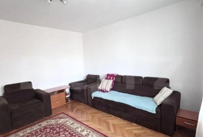 Apartament cu 3 camere decomandat în Calea Moldovei - 1
