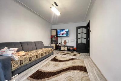 Apartament cu 3 camere decomandat în Metalurgie - 2