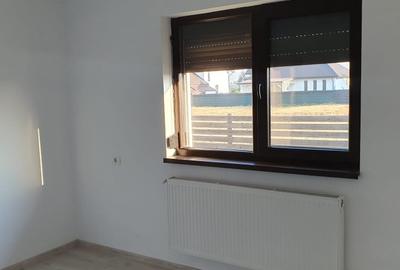 Casă parter 2 dormitoare+living+bucătărie, teren 550 m², Dârza, Crevedia - 9