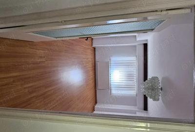 Apartament cu 3 camere decomandat în Pod - 5