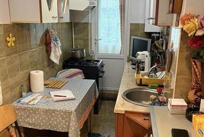 Apartament cu 2 camere semidecomandat, mobilat în Florilor - 2