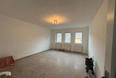 Apartament cu 2 camere decomandat în Luncă - 3