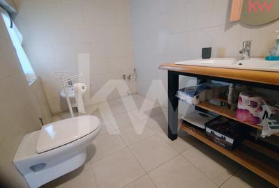 Casă individuală cu 5 camere cu Canalizare în Breasta - 13