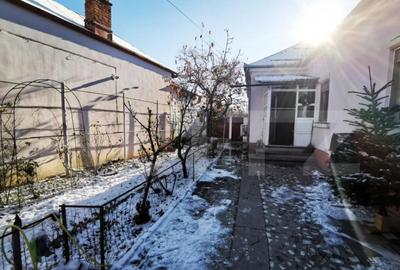 Casa 110 mp utili ?i 270 mp teren, stradal, zona Gazeta de - 2