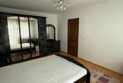 Apartament cu 3 camere decomandat, mobilat în Central - 9