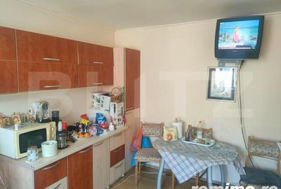 Apartament cu 3 camere decomandat, mobilat în Siret - 1