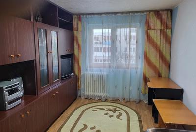 Garsonieră decomandată în Central - 2