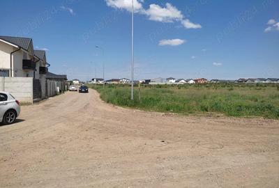 Teren de 1045 mp, în Central