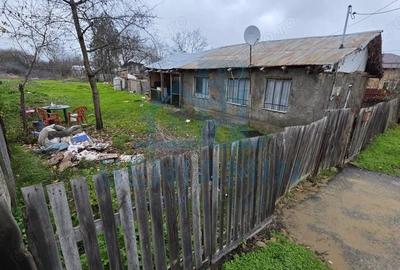 Teren Carcea 923mp Intre case zona buna toate utilitatile 923mp - 4