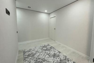 Apartament cu 2 camere decomandat în Plopilor - 1