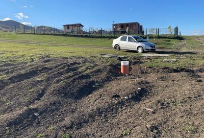 Teren de 1200 mp, în Vulcan - 2