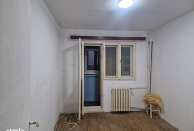 Apartament cu 3 camere semidecomandat în Malu Roșu - 10