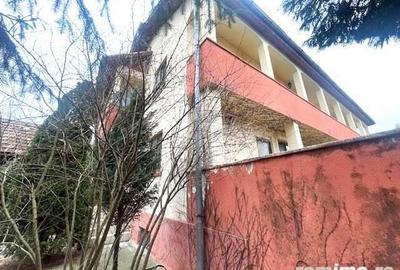 Casă cu 6 camere cu Teren 1566 Mp în Central - 7
