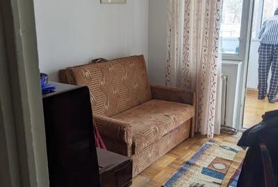 Apartament Brașov 3 camere 1/4, complet decomandat Cartier Tractoru, proprietar - 7