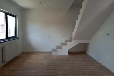 Casă cu 4 camere cu Teren 400 Mp în Balotești - 4