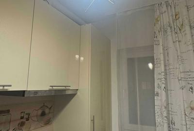 Apartament cu 2 camere semidecomandat în Florești - 1
