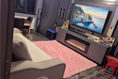 Apartament cu 2 camere decomandat în Nicolina
