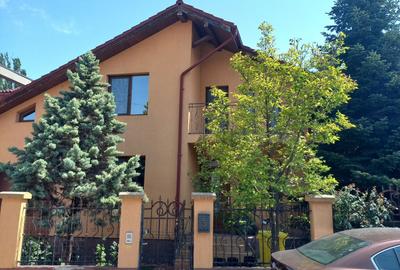 Casă cu 4 camere în Preajba - 1