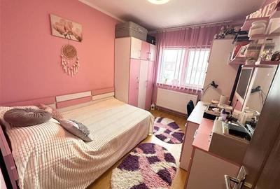 Apartament cu 3 camere semidecomandat, mobilat în Inel I - 17