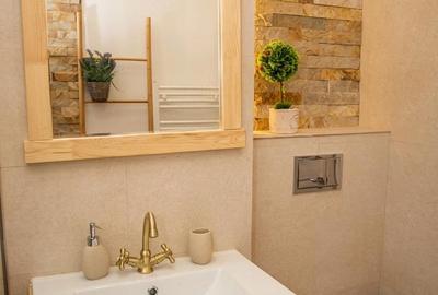 Apartament cu 3 camere decomandat în Central - 2