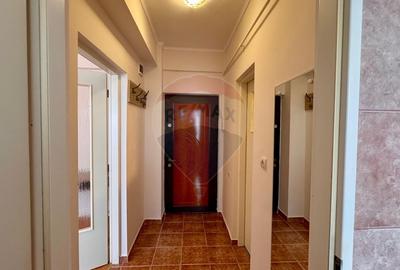 Apartament cu 1 camere, de inchiriat, zona Intre Lacuri, Str. Dunarii Apartament cu 1 camere, de inchiriat, zona Intre Lacuri, Str. Dunarii - 7