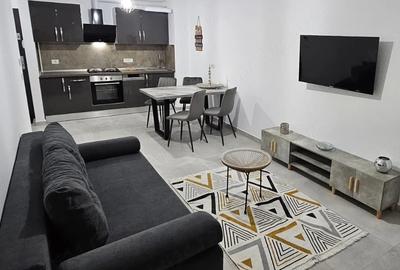 Apartament cu 2 camere semidecomandat în UTA - 1
