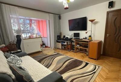 Apartament 3 camere, 65 mp, zona Lapu?-Arge? - 1