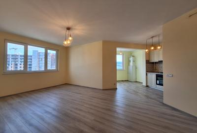 Apartament cu 3 camere, 86 mp, parcare, zona BMW - 2