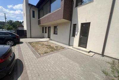 Spatiu comercial, curte, parcare, 2 intrari, zona Scoala 2 - 3