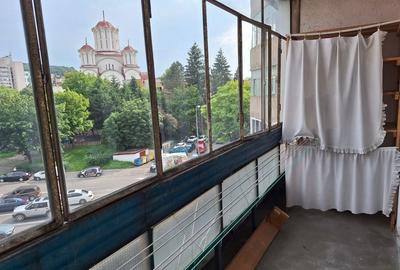 Garsonieră decomandată în Tudor - 2