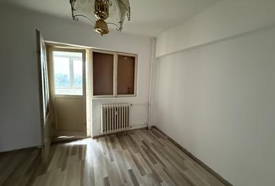 Apartament cu 4 camere decomandat, mobilat în Vitan - 11