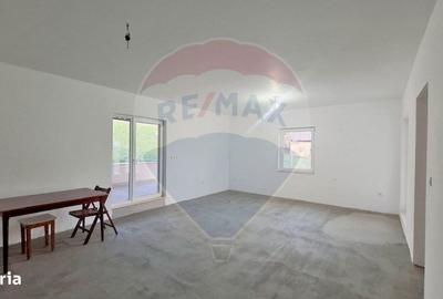 Casă cu 3 camere cu Teren 800 Mp în Corunca - 12