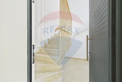 Apartament cu 4 camere semidecomandat în Tunari - 12