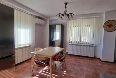 Apartament cu 3 camere decomandat în Central - 11