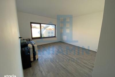 Casă cu 5 camere cu Teren 249 Mp în Central - 3