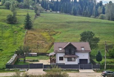 Casa de Vanzare in Dorna Arini - Spatioasa si Confortabila - 1