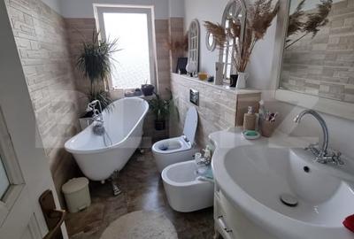 Apartament 2 camere, 54 mp la etaj intermediar - balcon - Parcare - Bloc nou - 6