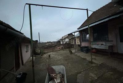 Casa de vanzare in Sannicolau Roman - 3