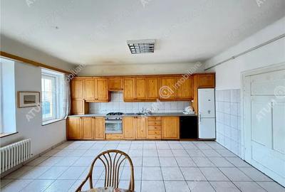 Casa cu 9 camere 300 mp utili zona Turnisor in Sibiu