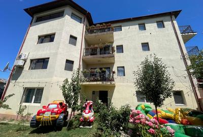 1 Decembrie, vila cu 12 camere si restaurant - 12